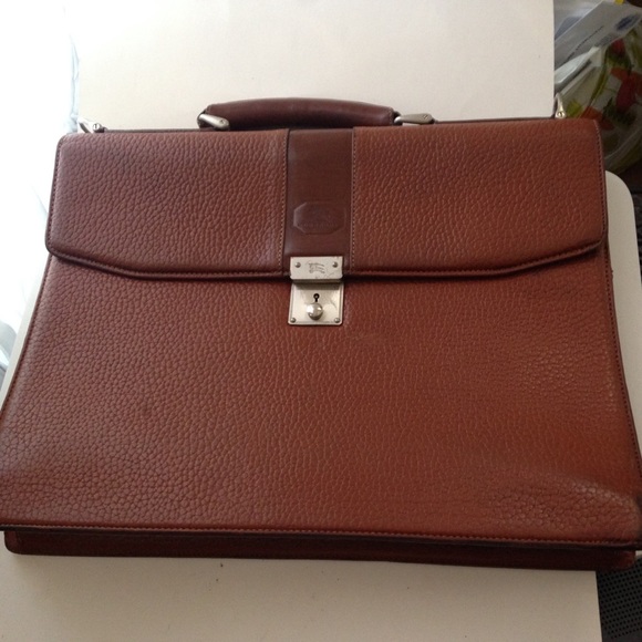 Authentic Burberrry, Brown Leather Large Briefcase - Picture 12 of 13